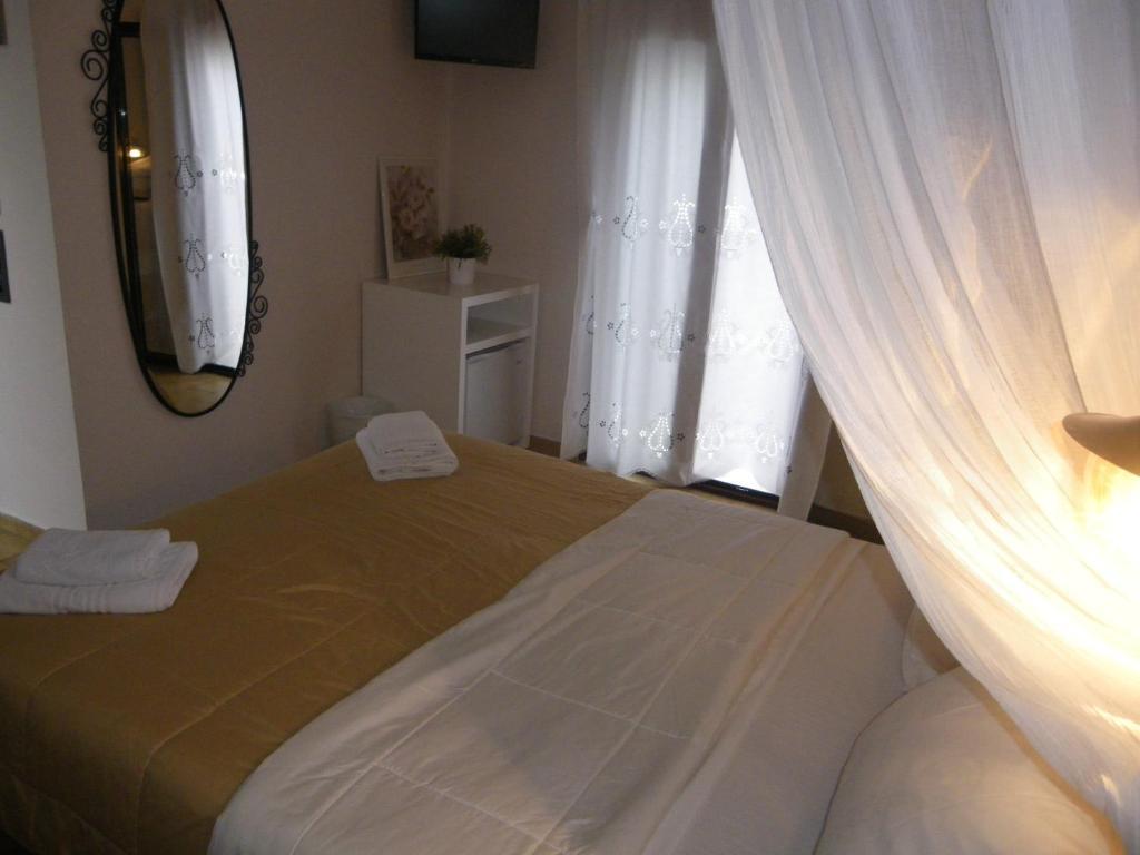 Byzance Hotel Skala  Room photo