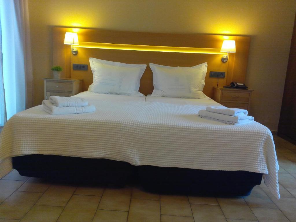 Byzance Hotel Skala  Room photo